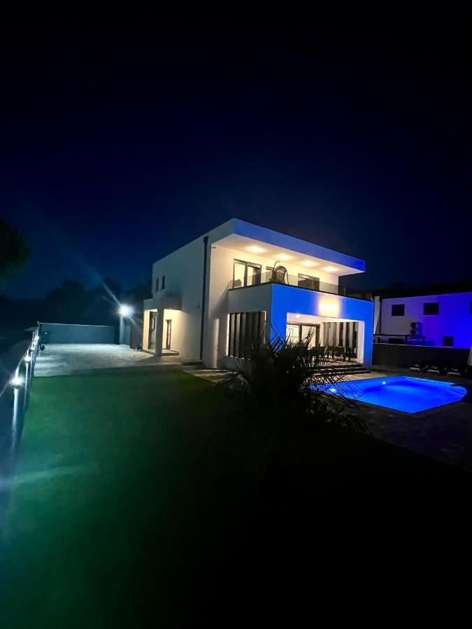 Villa Mila Vrsi Ngoại thất bức ảnh
