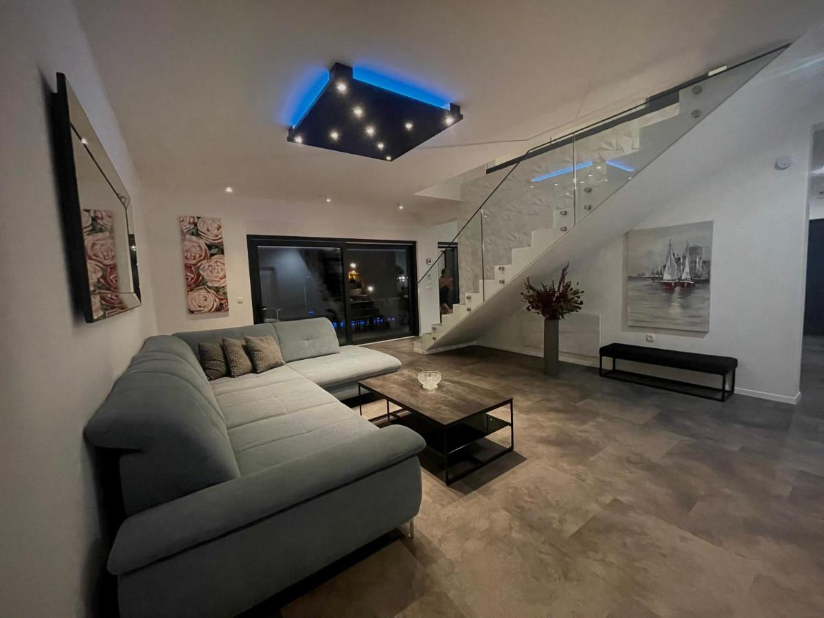 Villa Mila Vrsi Ngoại thất bức ảnh
