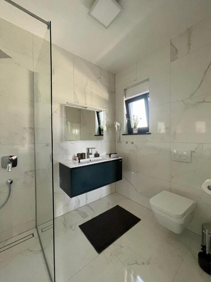 Villa Mila Vrsi Ngoại thất bức ảnh